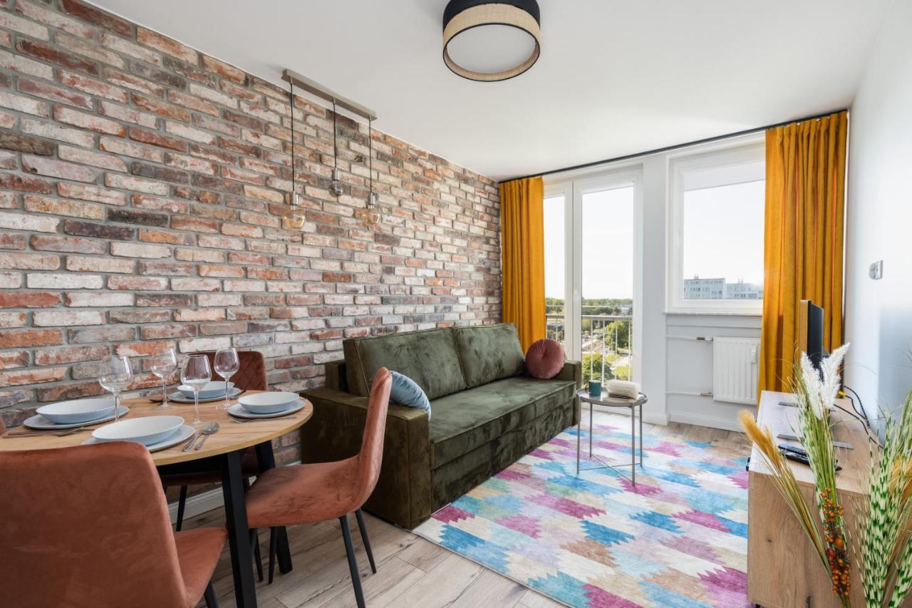 Stylish Apartment Near Wroclavia For 4 Guests By Noclegi Renters Breslavia Exterior foto