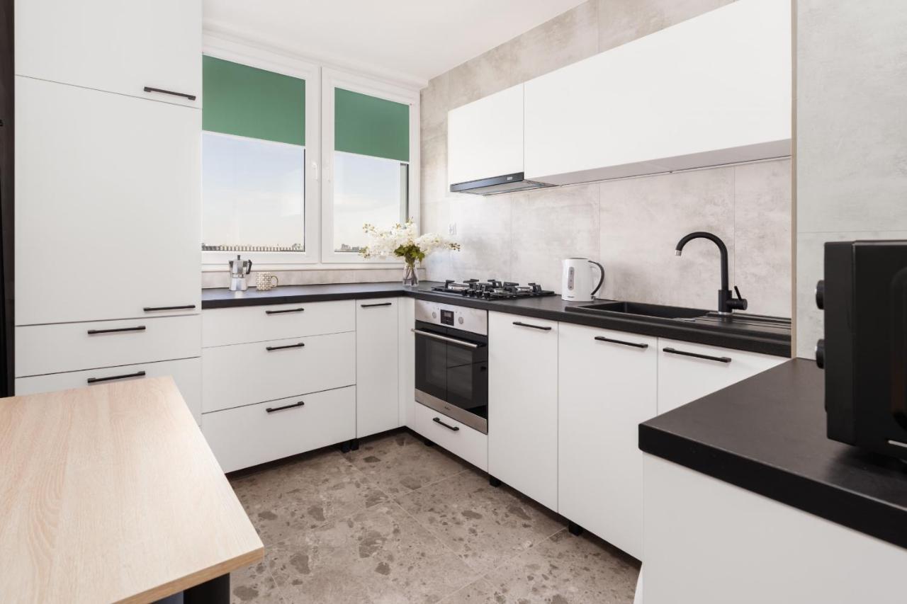Stylish Apartment Near Wroclavia For 4 Guests By Noclegi Renters Breslavia Exterior foto